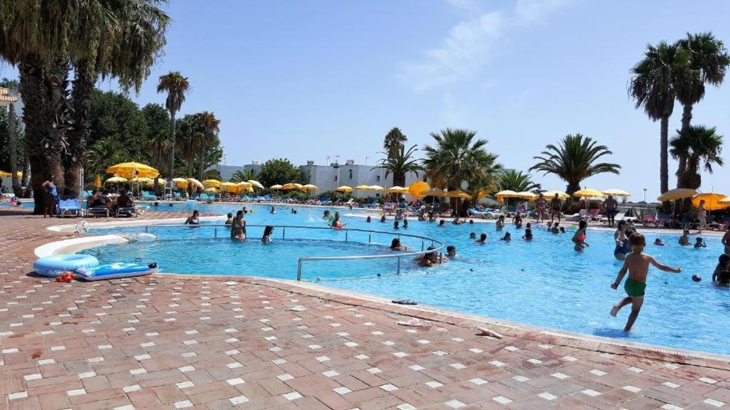 Casa Marias II - Inserido No Resort Golden Club Cabanas 카바나스데타비라 외부 사진