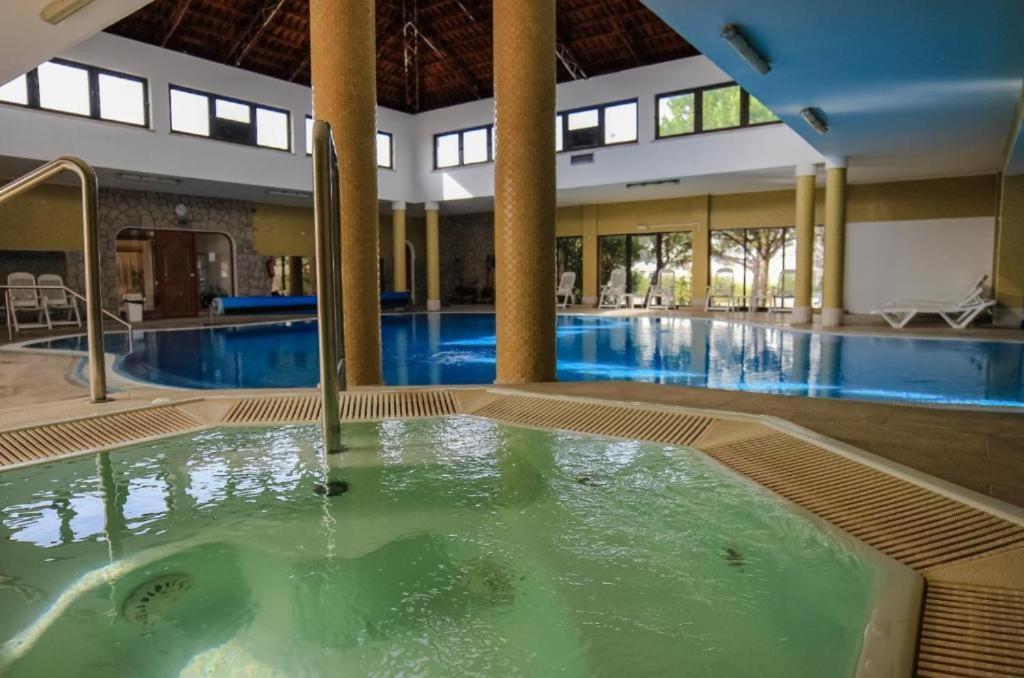 Casa Marias II - Inserido No Resort Golden Club Cabanas 카바나스데타비라 외부 사진